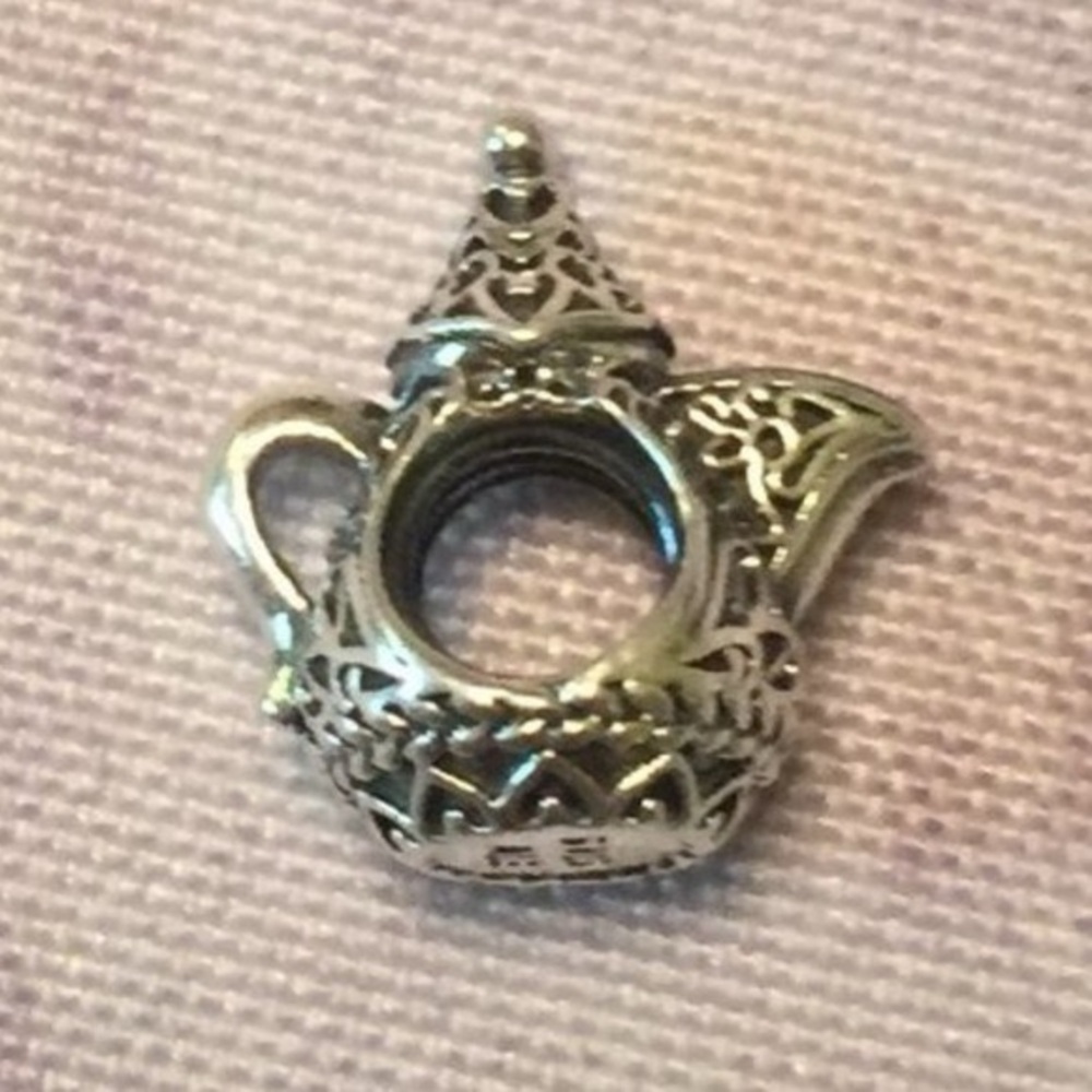 Pandora Charm Arabian Dallah
Teapot